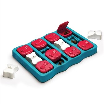 Nina ottosson dog brick turquoise / rood