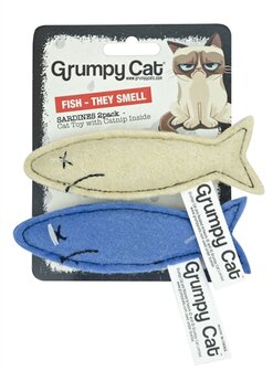 Grumpy cat sardines met catnip